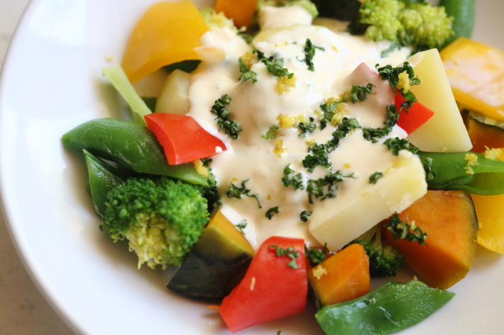 味噌ヨーグルトの温野菜サラダ